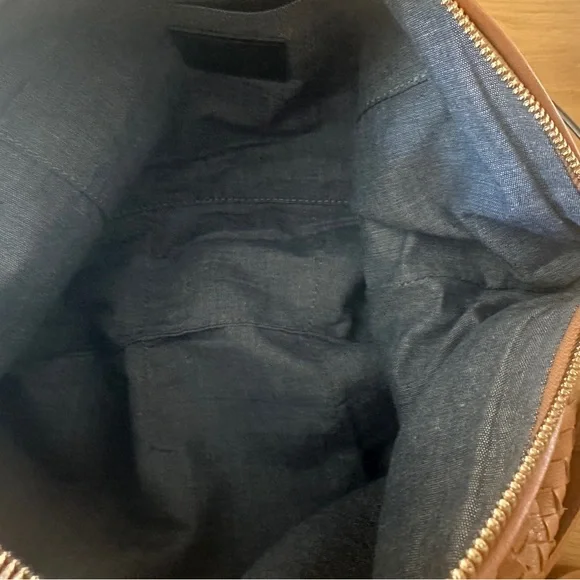 Moyen Messenger Natural Woven Checker Handbag - Picture 6 of 13